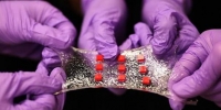 Ученые создали уникальный гель с электроникой