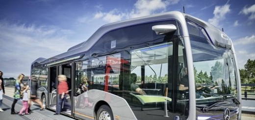 В Амстердаме представили беспилотный автобус Mercedes-Benz с системой автоматического вождения CityPilot