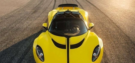 «Заряженный» гиперкар Hennessey Venom GT развивает почти 1500 л. с.